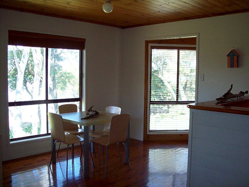 35 Jan Street, Macleay Island QLD 4184