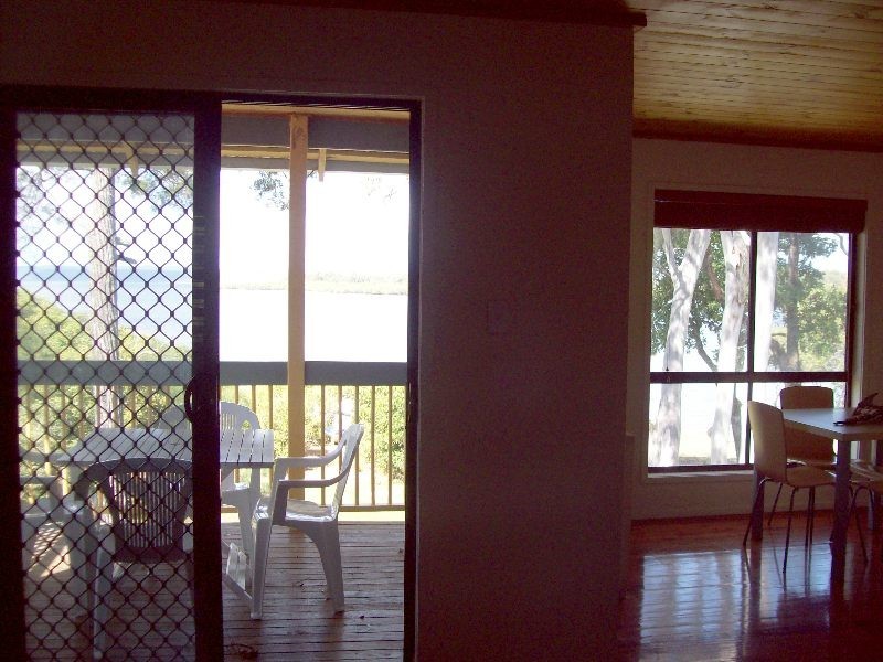 35 Jan Street, Macleay Island QLD 4184