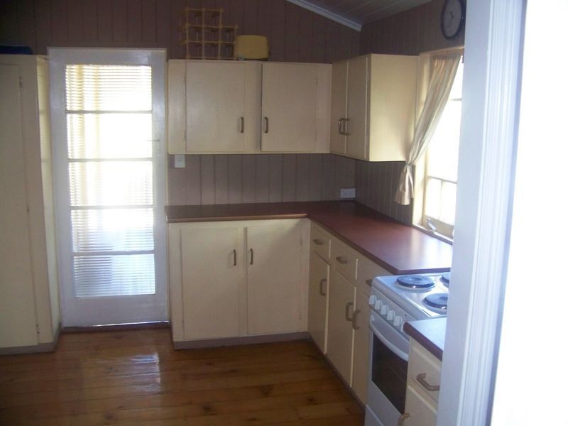 17 Pecan Street, Macleay Island QLD 4184