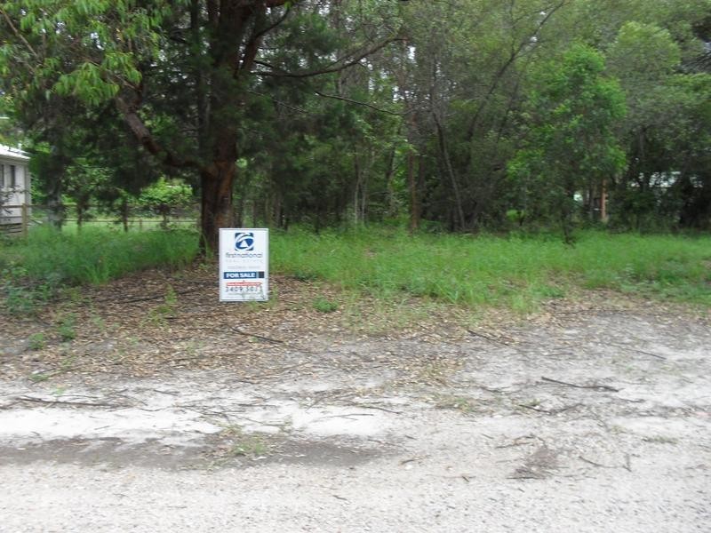 17 Kevin Street, Macleay Island QLD 4184