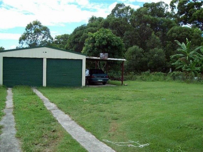 19 Hamilton Parade, Macleay Island QLD 4184