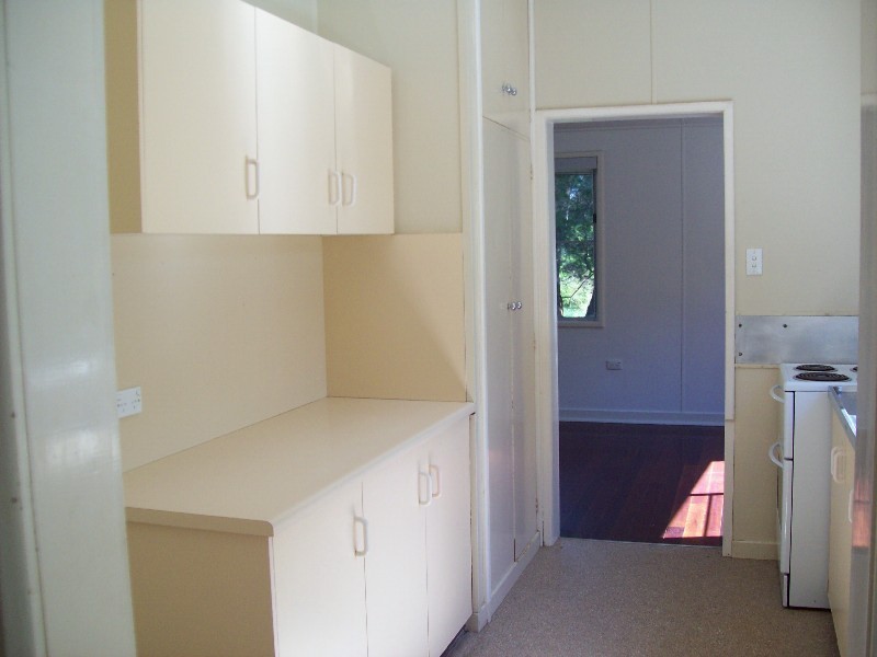 17 Florence Street, Macleay Island QLD 4184