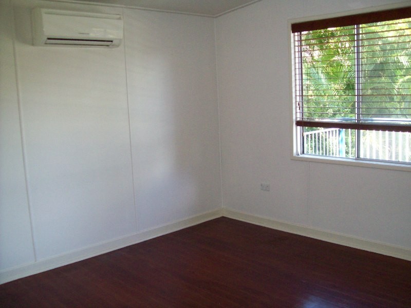 17 Florence Street, Macleay Island QLD 4184