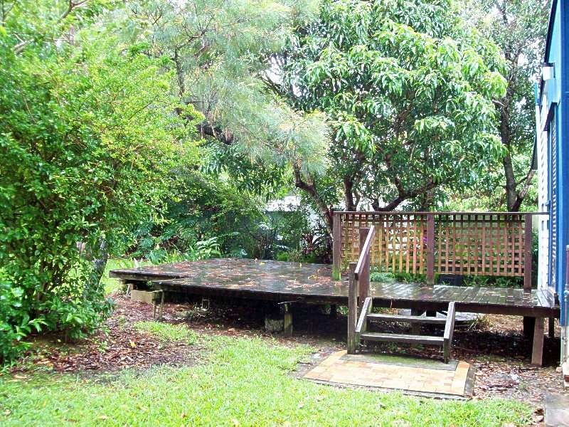 17 Florence Street, Macleay Island QLD 4184