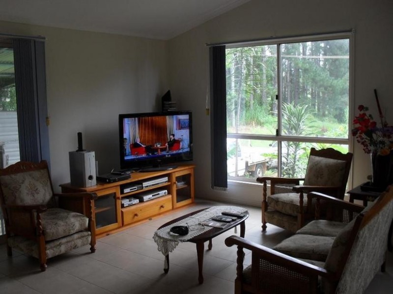 15 Conran Street, Macleay Island QLD 4184