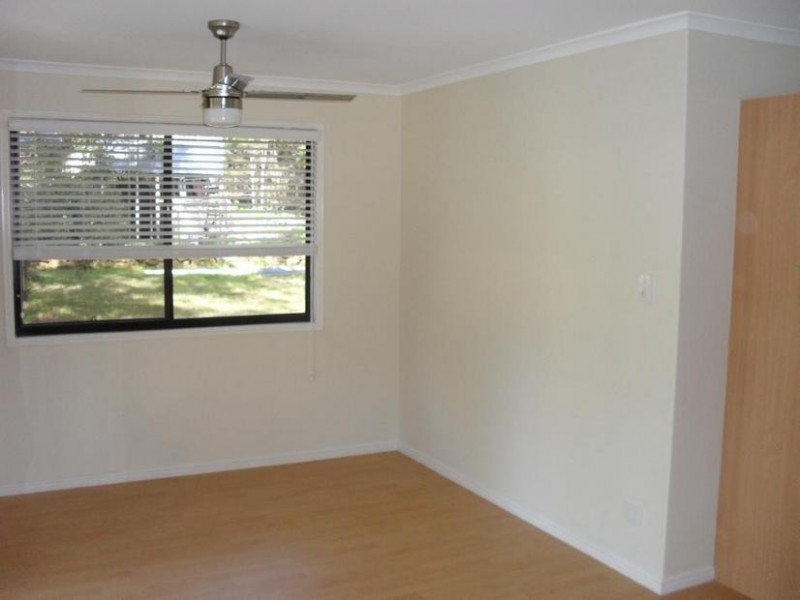 22 Panaroo Street, Macleay Island QLD 4184