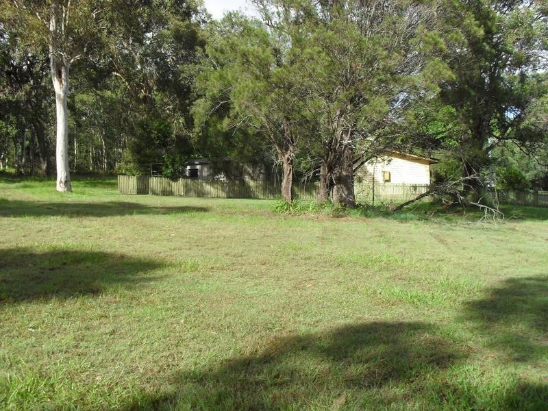 2 Kunara Street, Macleay Island QLD 4184