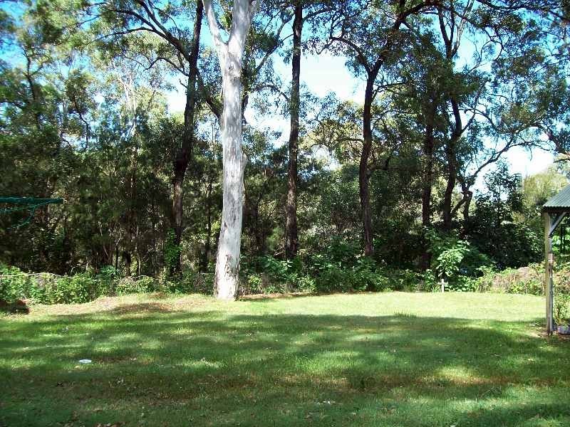 12 Blue Water Crescent, Macleay Island QLD 4184