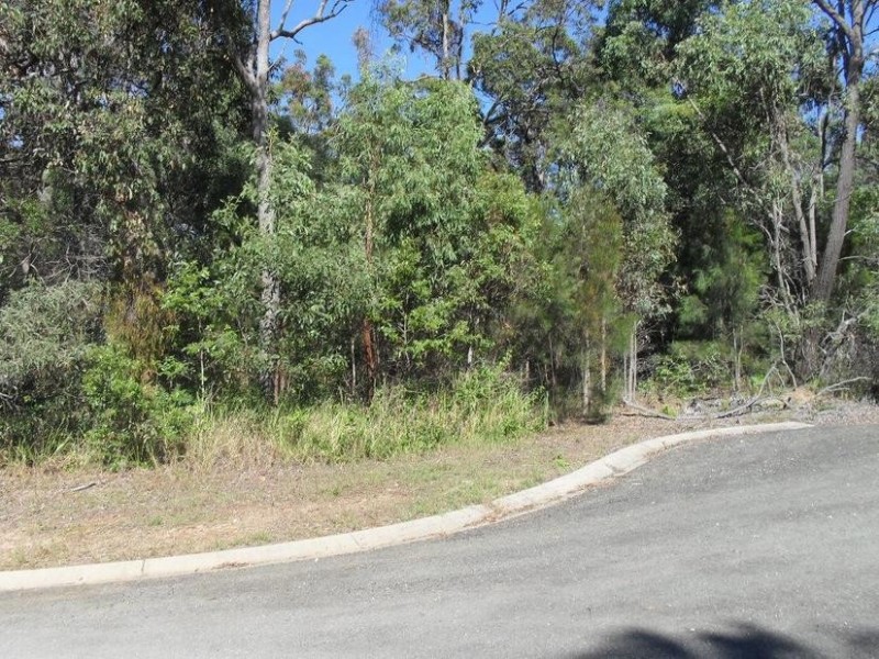 16 Ray Street, Macleay Island QLD 4184