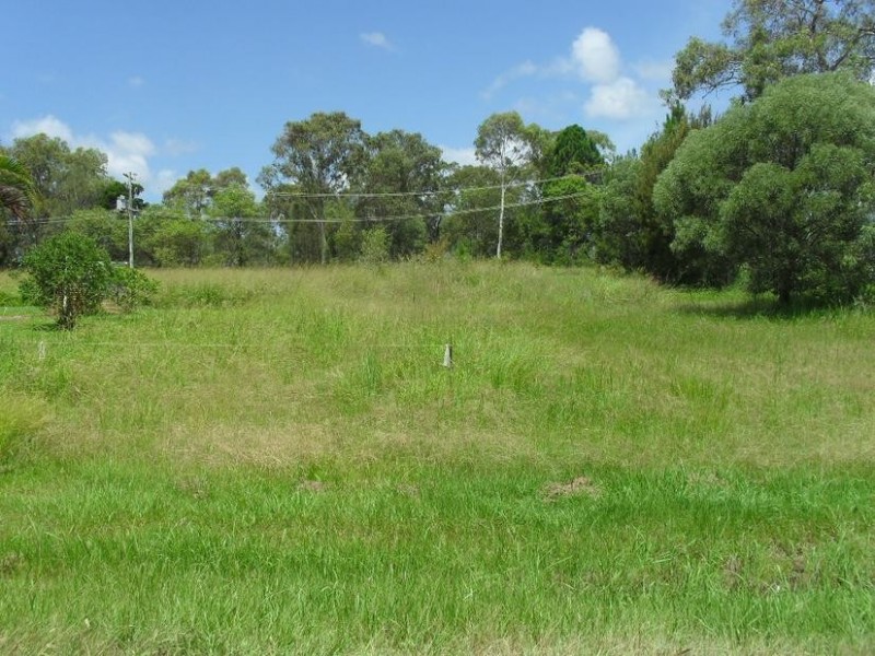 60 Scotts Road, Macleay Island QLD 4184