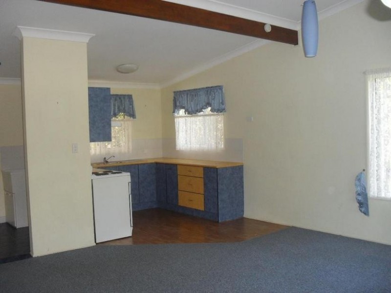 39 – 41 Charles Terrace, Macleay Island QLD 4184