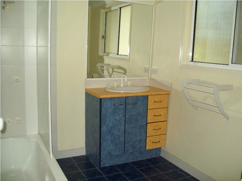 39 – 41 Charles Terrace, Macleay Island QLD 4184