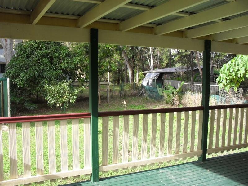 34 Nugent Street, Macleay Island QLD 4184