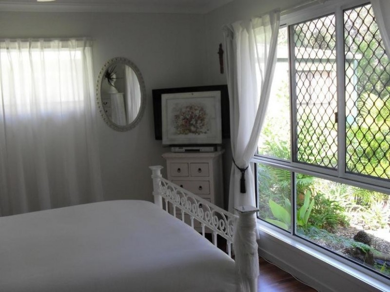 56 Alexander Street, Macleay Island QLD 4184