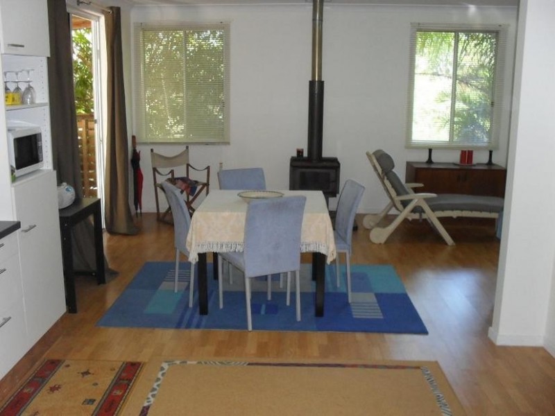 17 Hastings Terrace, Macleay Island QLD 4184