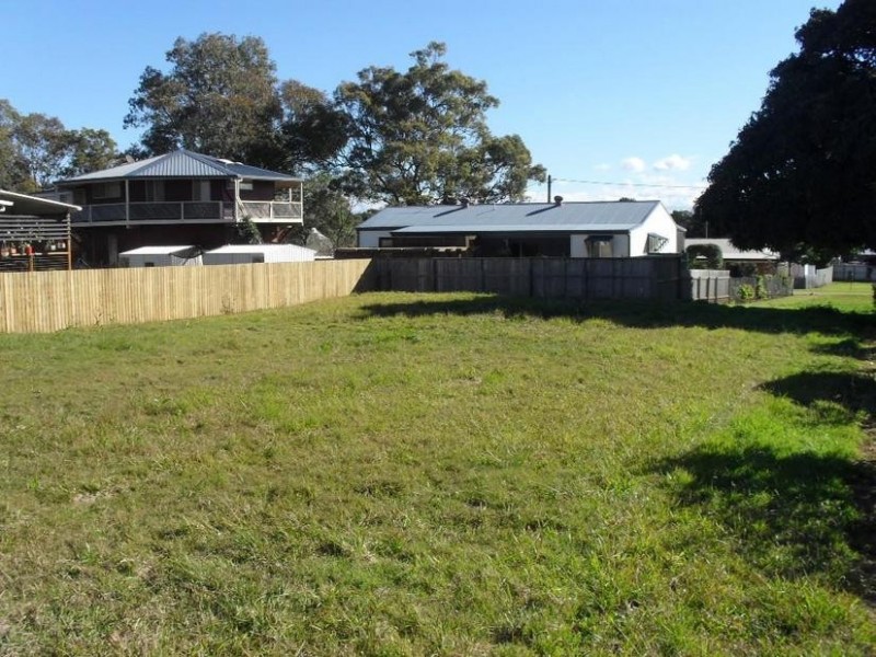 5 Bahah Street, Macleay Island QLD 4184