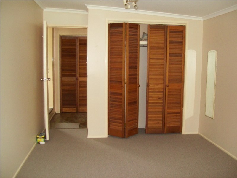 2 Alexander Street, Macleay Island QLD 4184