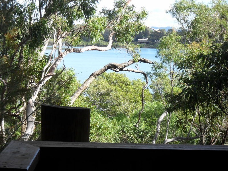 28 Calm Waters CRESCENT, Macleay Island QLD 4184