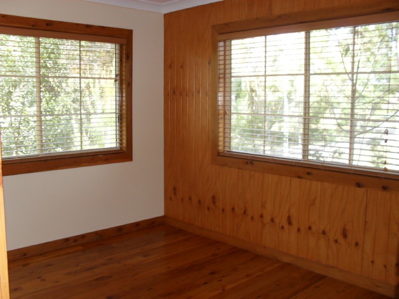 28 Calm Waters CRESCENT, Macleay Island QLD 4184