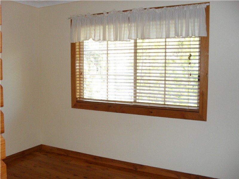 28 Calm Waters CRESCENT, Macleay Island QLD 4184