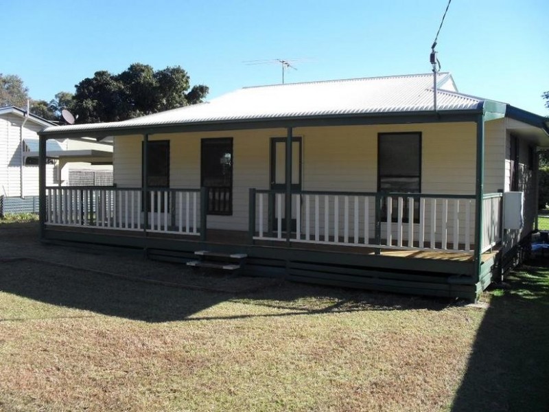 9 Bahah Street, Macleay Island QLD 4184