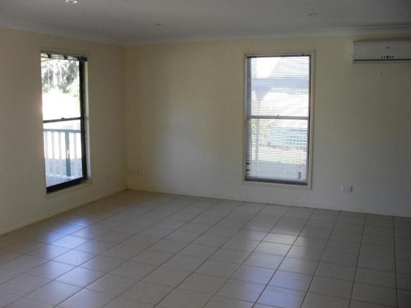 9 Bahah Street, Macleay Island QLD 4184