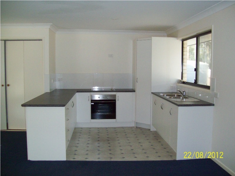 10 Pecan Street, Macleay Island QLD 4184