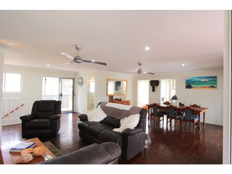 29 Udara Street, Macleay Island QLD 4184