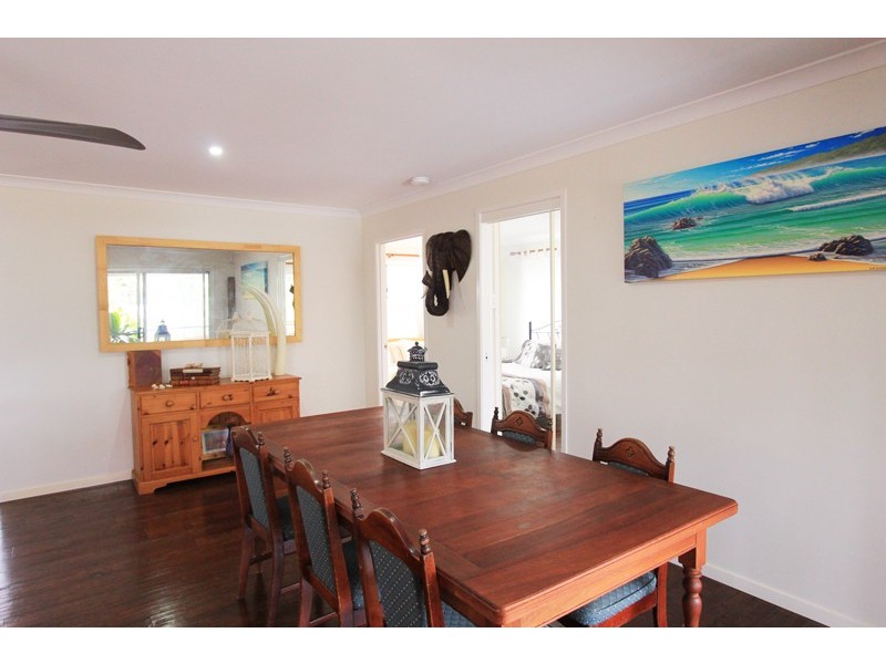 29 Udara Street, Macleay Island QLD 4184