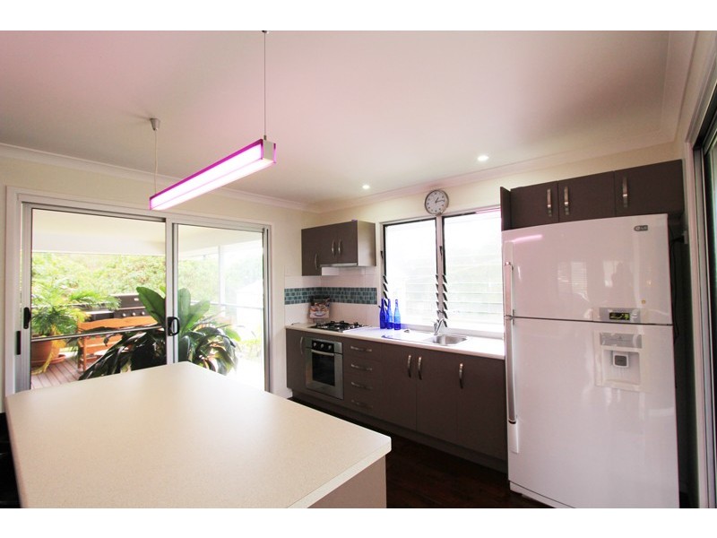 29 Udara Street, Macleay Island QLD 4184