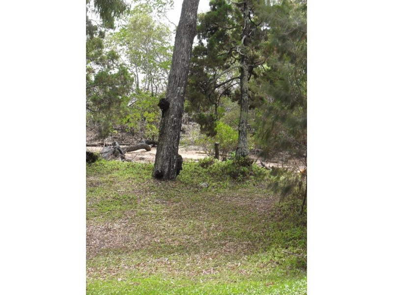 35 Udara Street, Macleay Island QLD 4184