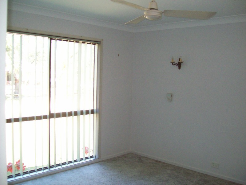 5 Noon-muckle Street, Macleay Island QLD 4184