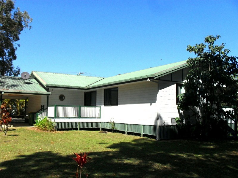 5 Noon-muckle Street, Macleay Island QLD 4184