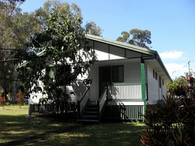 5 Noon-muckle Street, Macleay Island QLD 4184