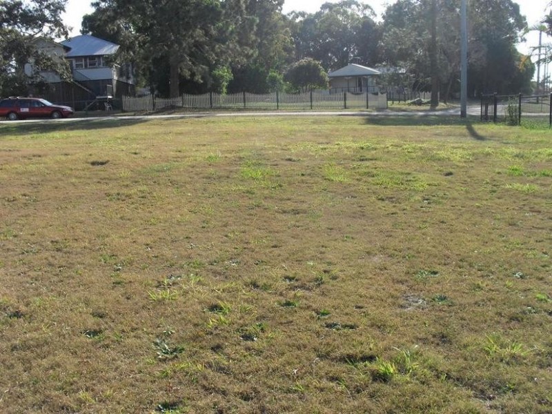 4 Lemontree Drive, Macleay Island QLD 4184