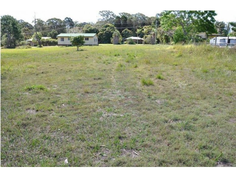 7 Jan Street, Macleay Island QLD 4184