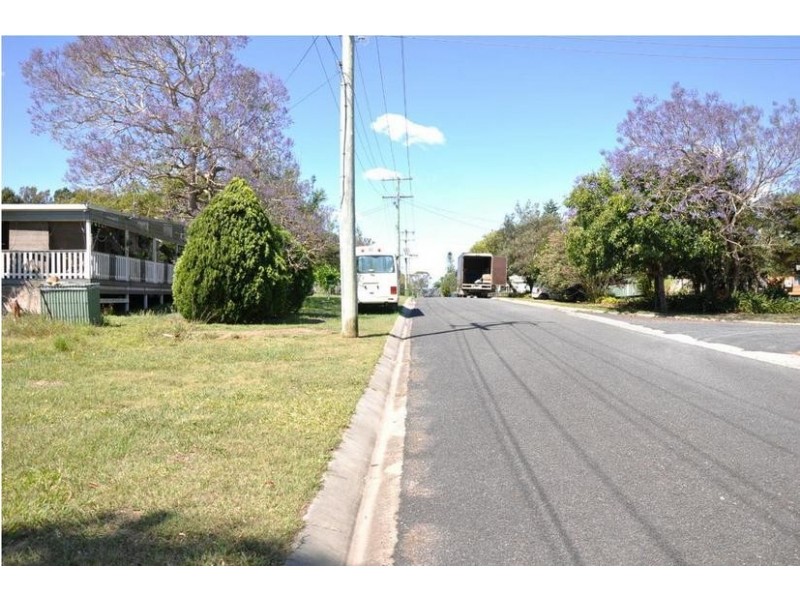 7 Jan Street, Macleay Island QLD 4184