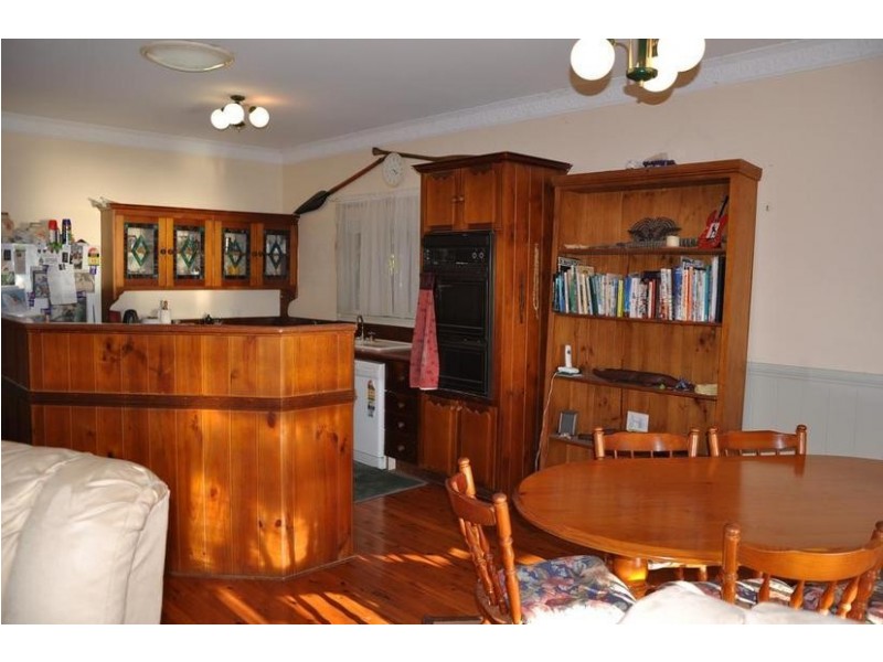 31 Coast Road, Macleay Island QLD 4184