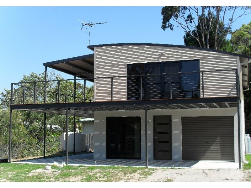 20 Kooberry Street, Macleay Island QLD 4184