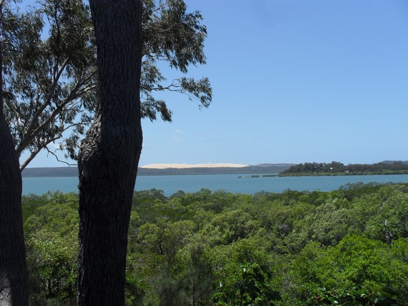 3 Island Outlook, Macleay Island QLD 4184