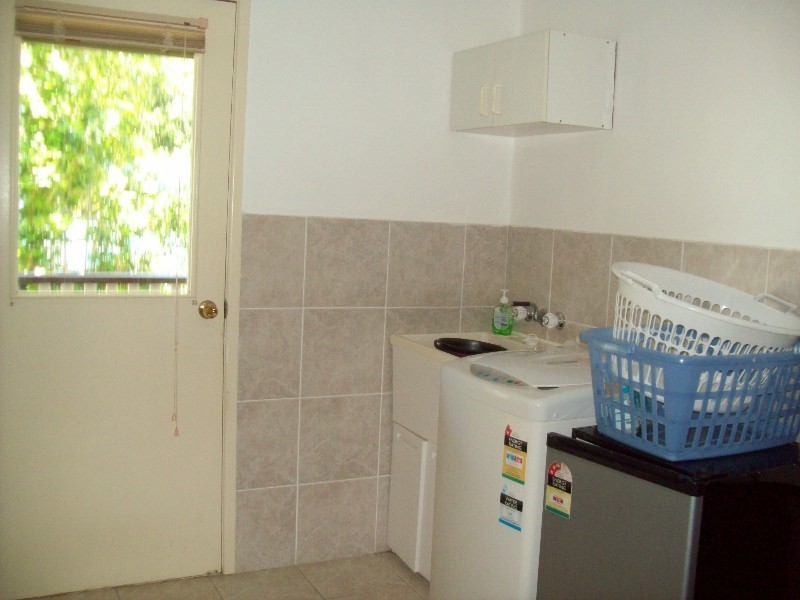 21 Coondooroopa Drive, Macleay Island QLD 4184