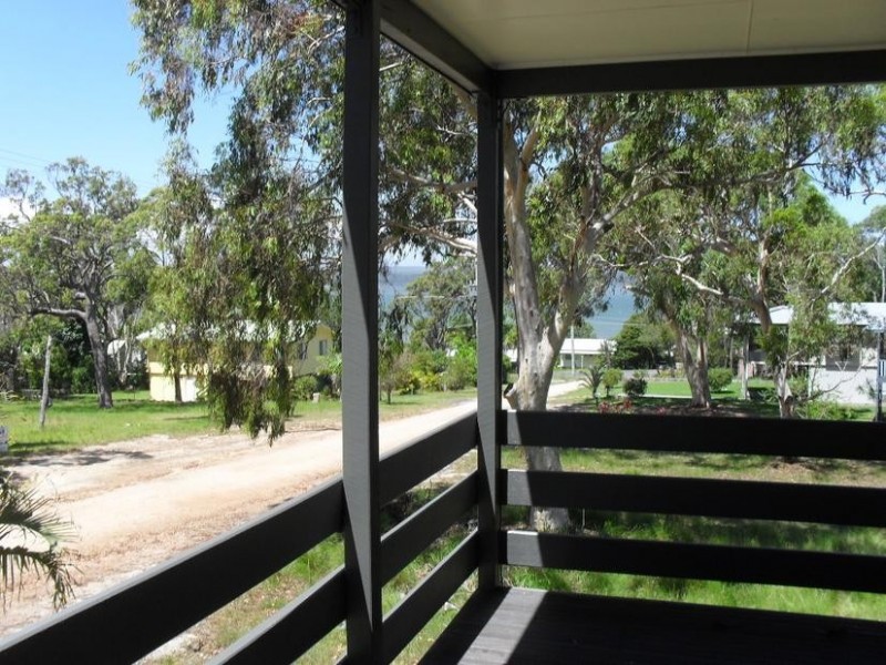 24 Tukkeri Street, Macleay Island QLD 4184