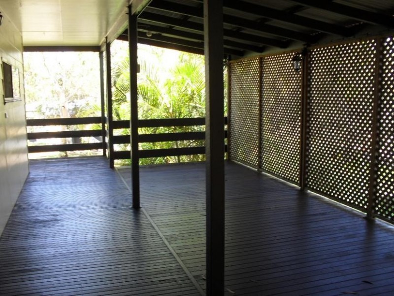 24 Tukkeri Street, Macleay Island QLD 4184