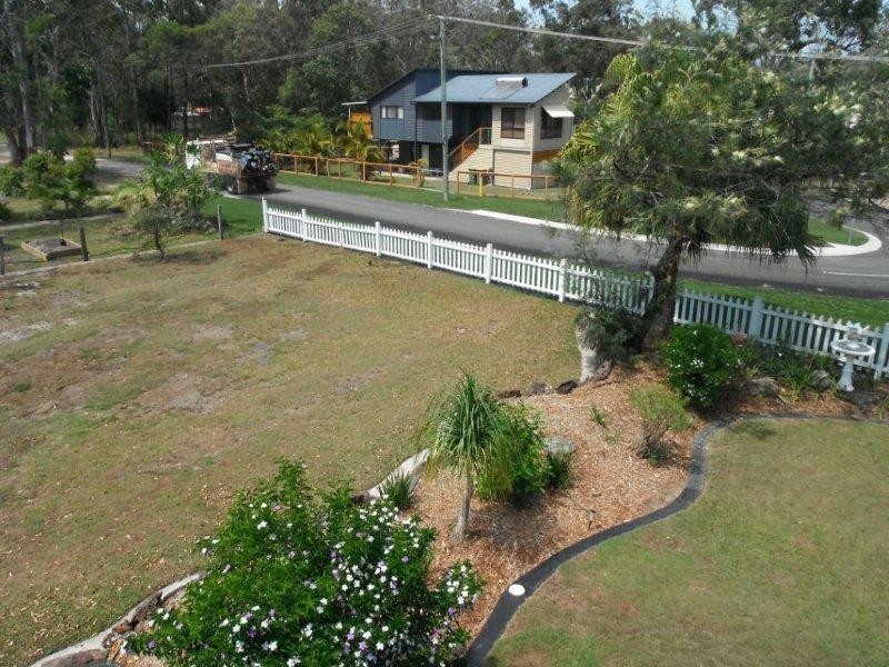 37 Tingara Street, Macleay Island QLD 4184