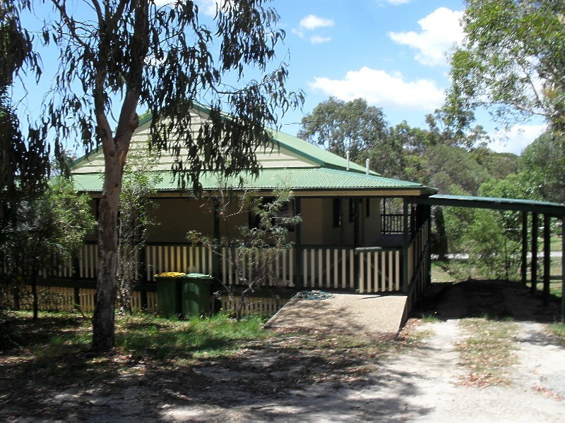 34 Warama Street, Macleay Island QLD 4184