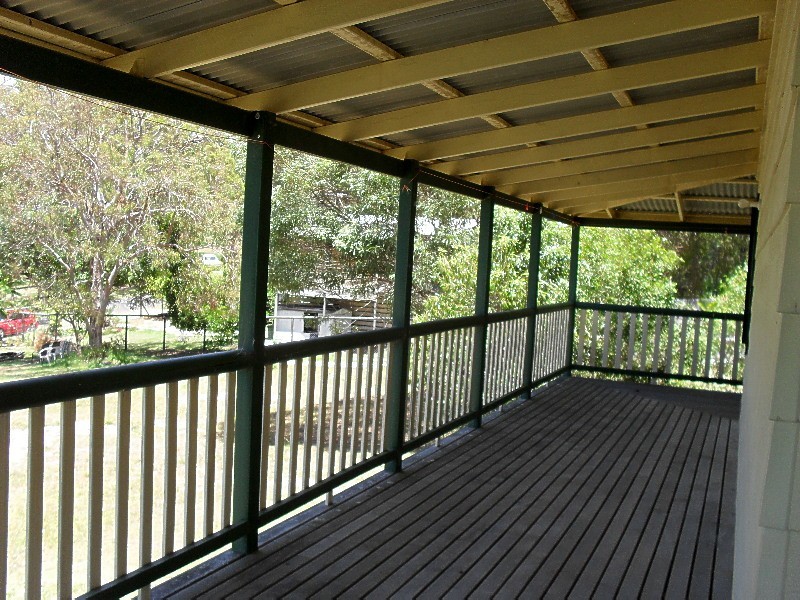 34 Warama Street, Macleay Island QLD 4184