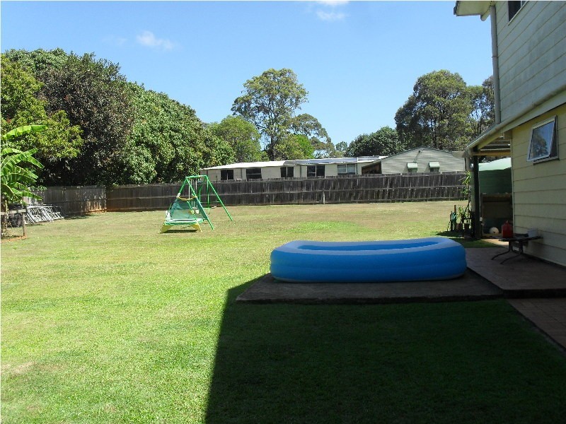 12 Citron Street, Macleay Island QLD 4184