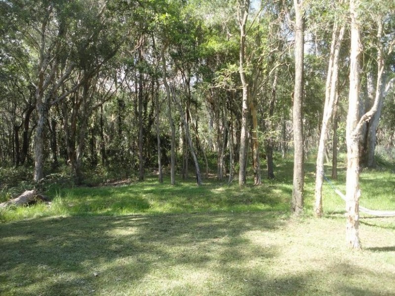26 Beelong Street, Macleay Island QLD 4184