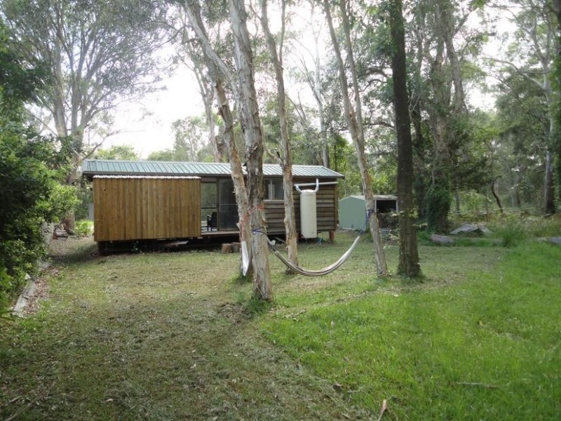 26 Beelong Street, Macleay Island QLD 4184