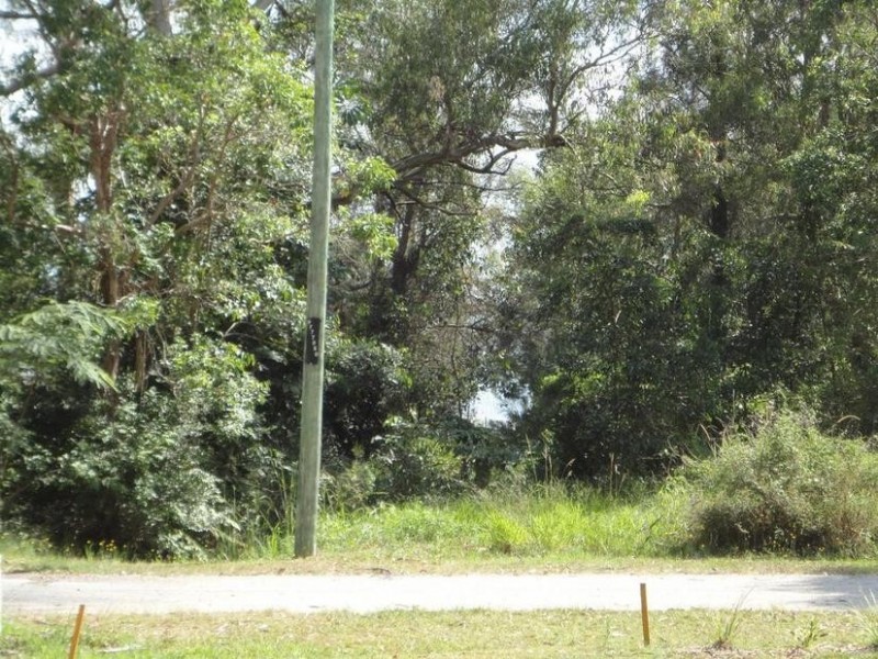 26 Beelong Street, Macleay Island QLD 4184